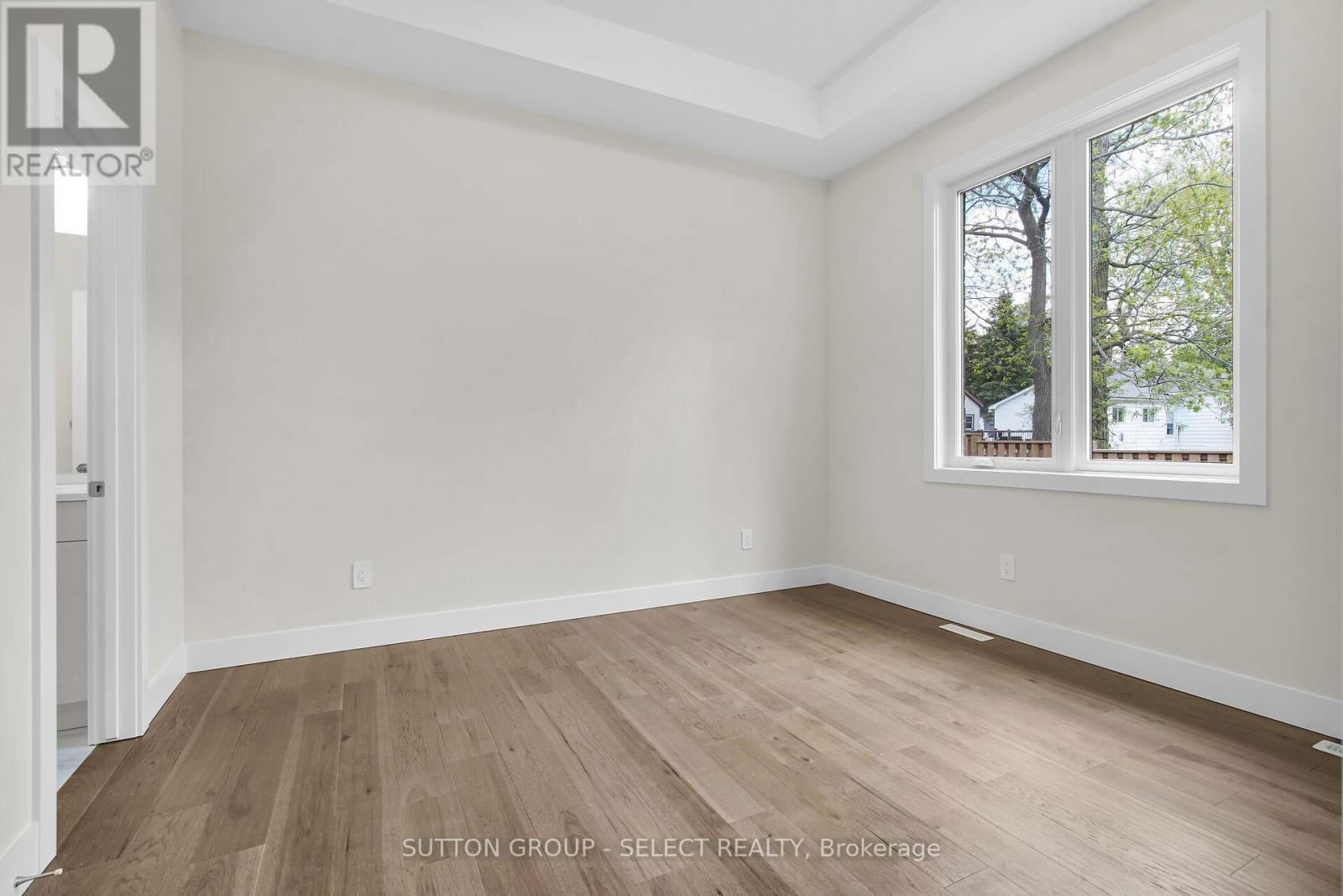 10 - 7966 FALLON DRIVE Image 18