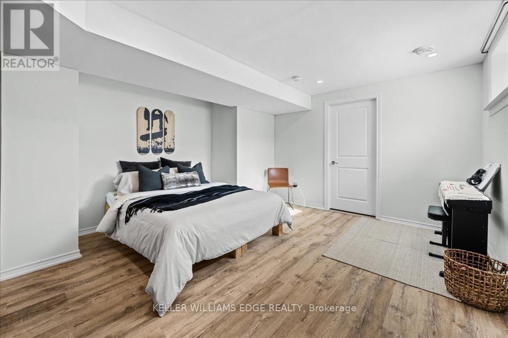 14 TURBINIA COURT Image 29