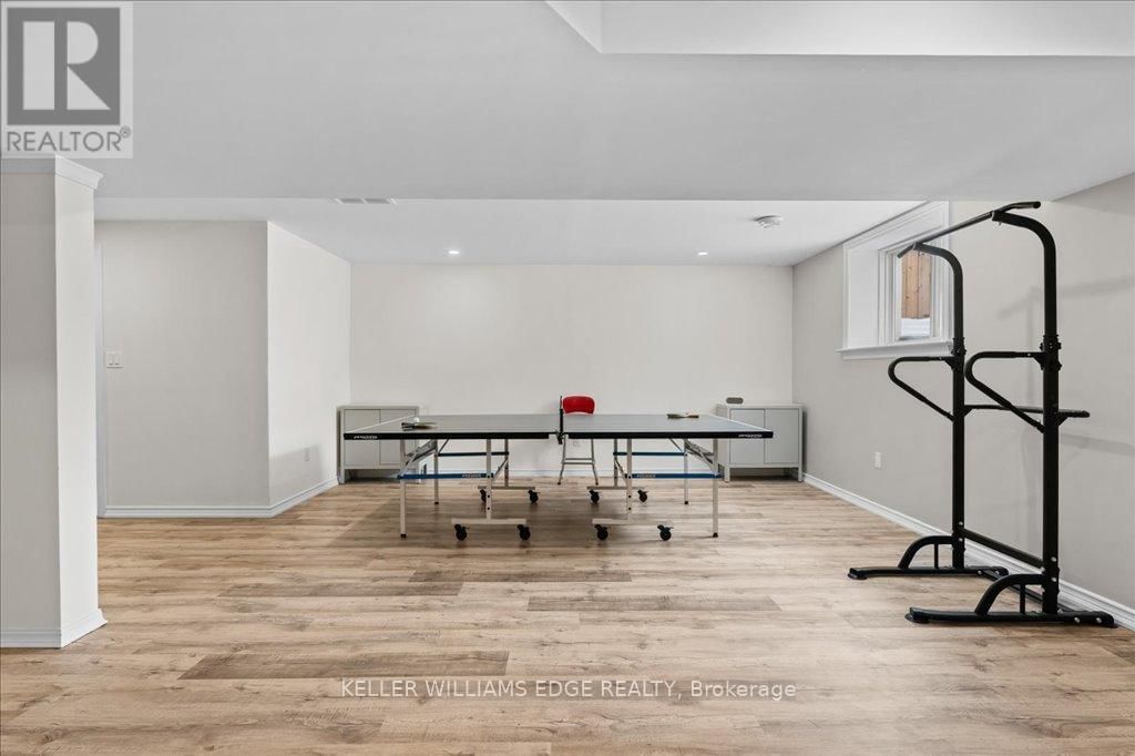14 TURBINIA COURT Image 34