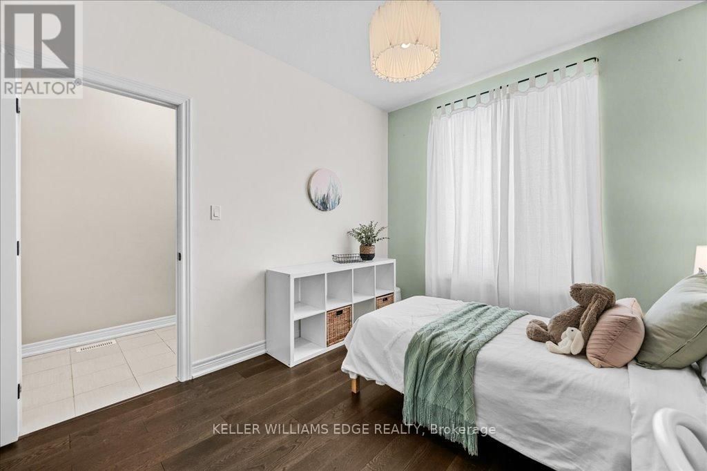 14 TURBINIA COURT Image 7