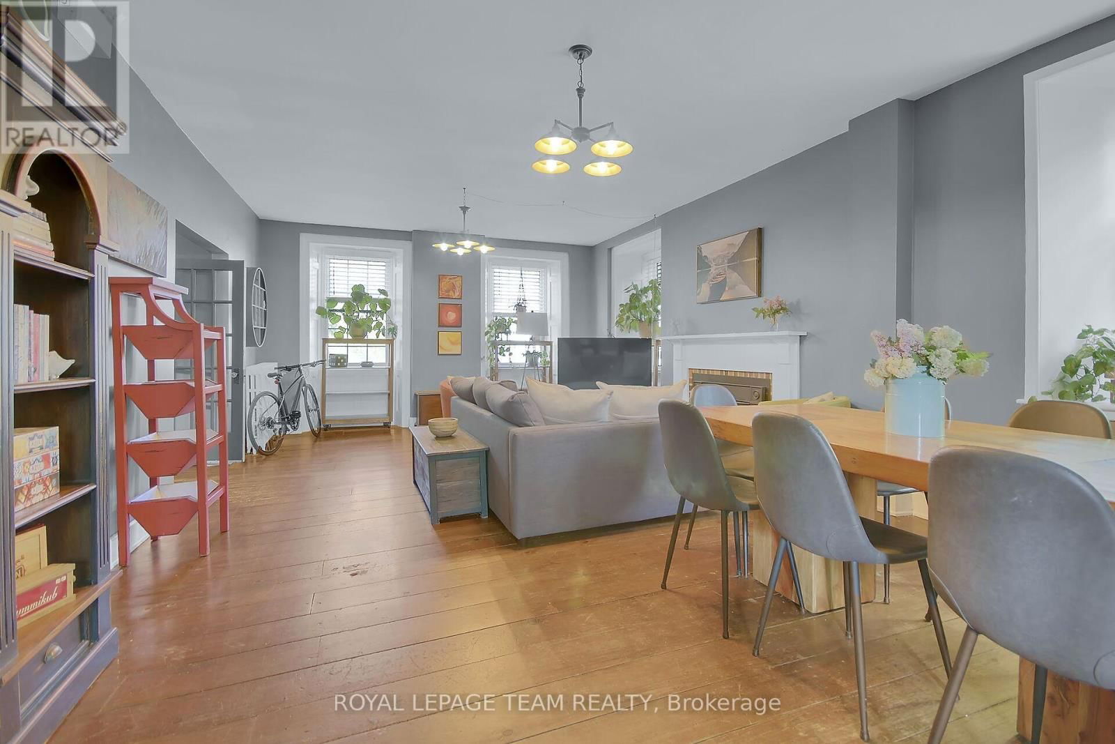 6 SPENCER STREET Image 21