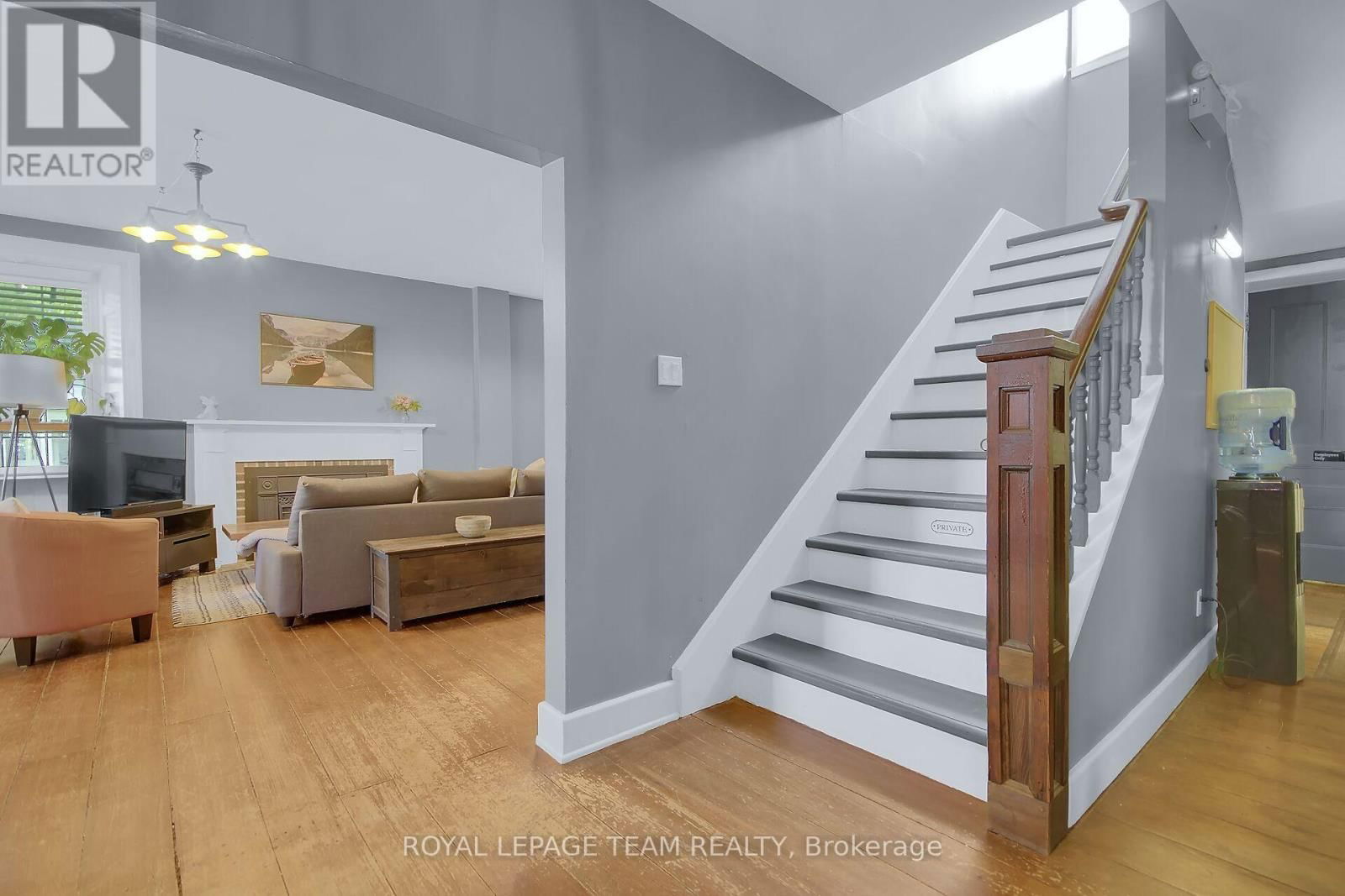 6 SPENCER STREET Image 29