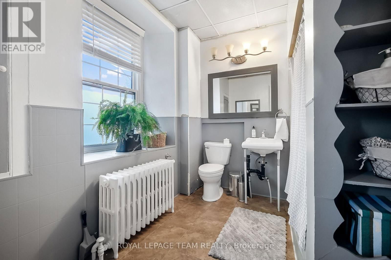 6 SPENCER STREET Image 31