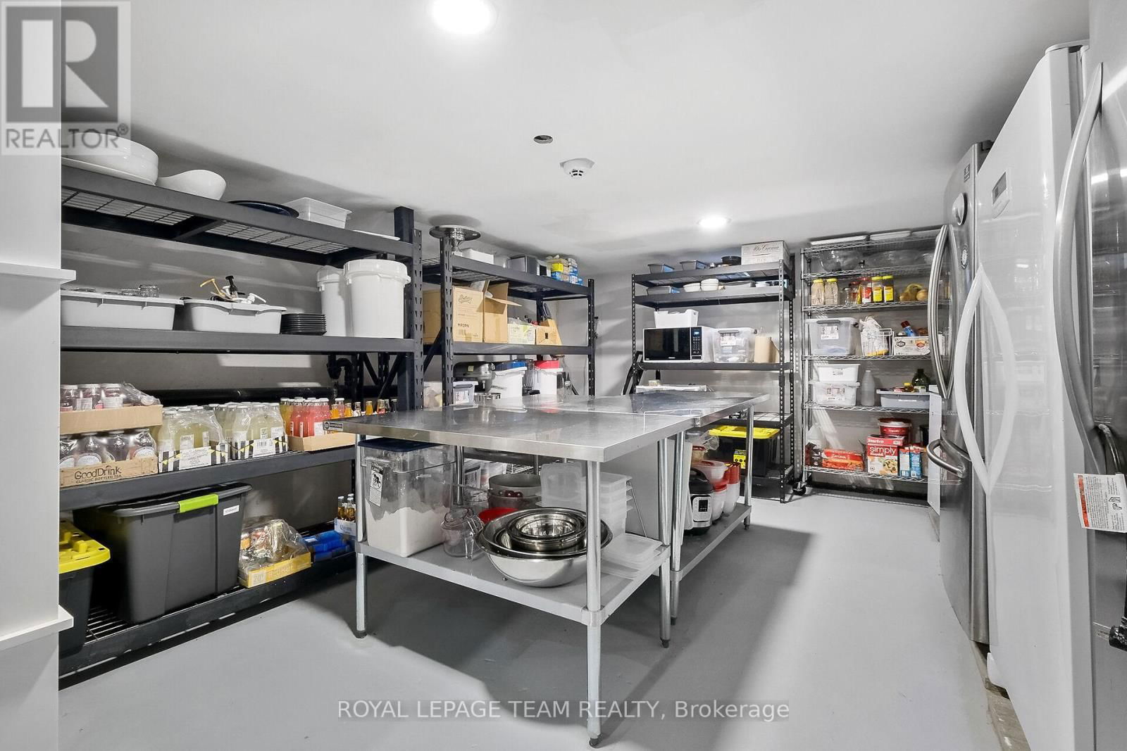 6 SPENCER STREET Image 33