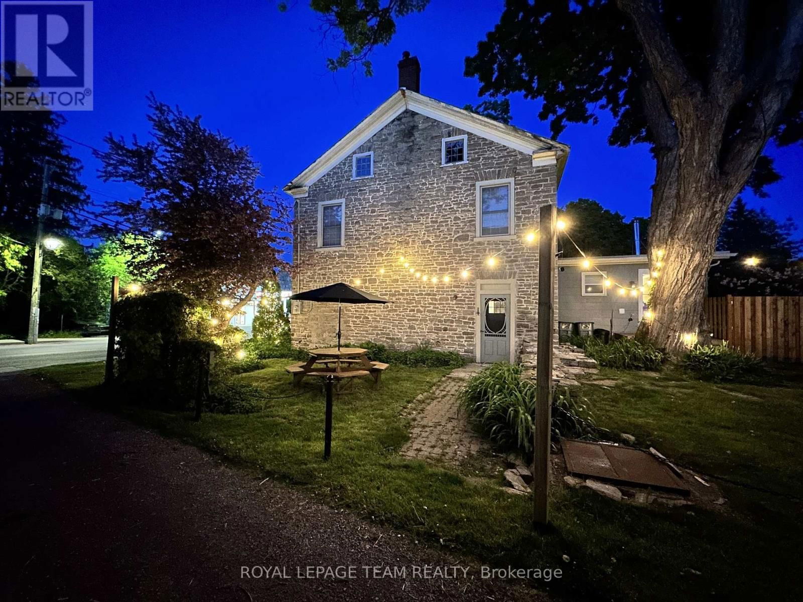 6 SPENCER STREET Image 35