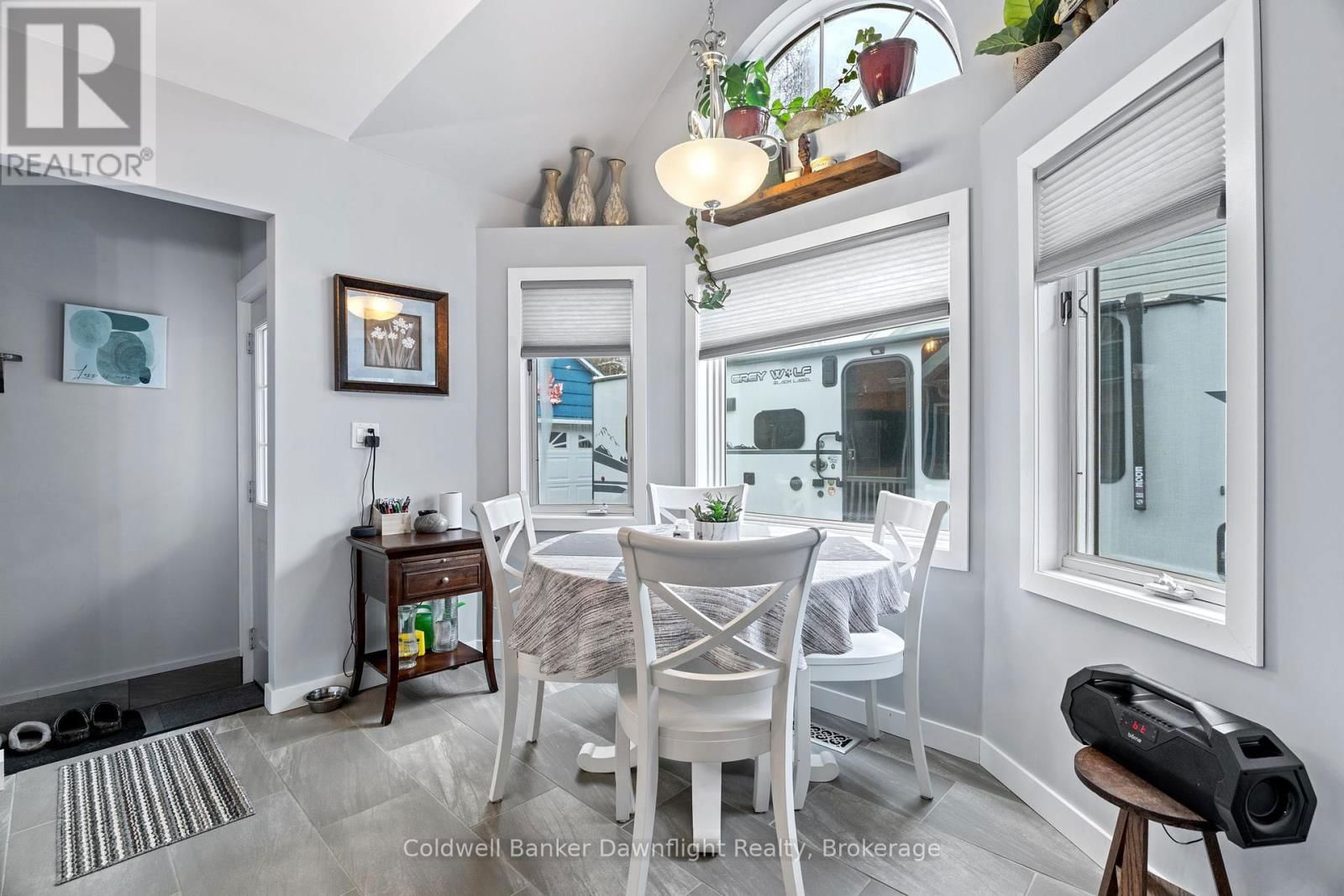 178 WILLIAM STREET Image 15