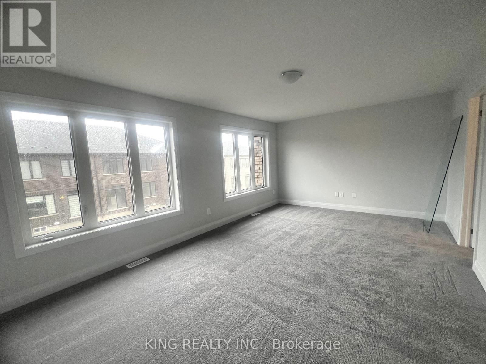 55 BUTLER AVENUE Image 8