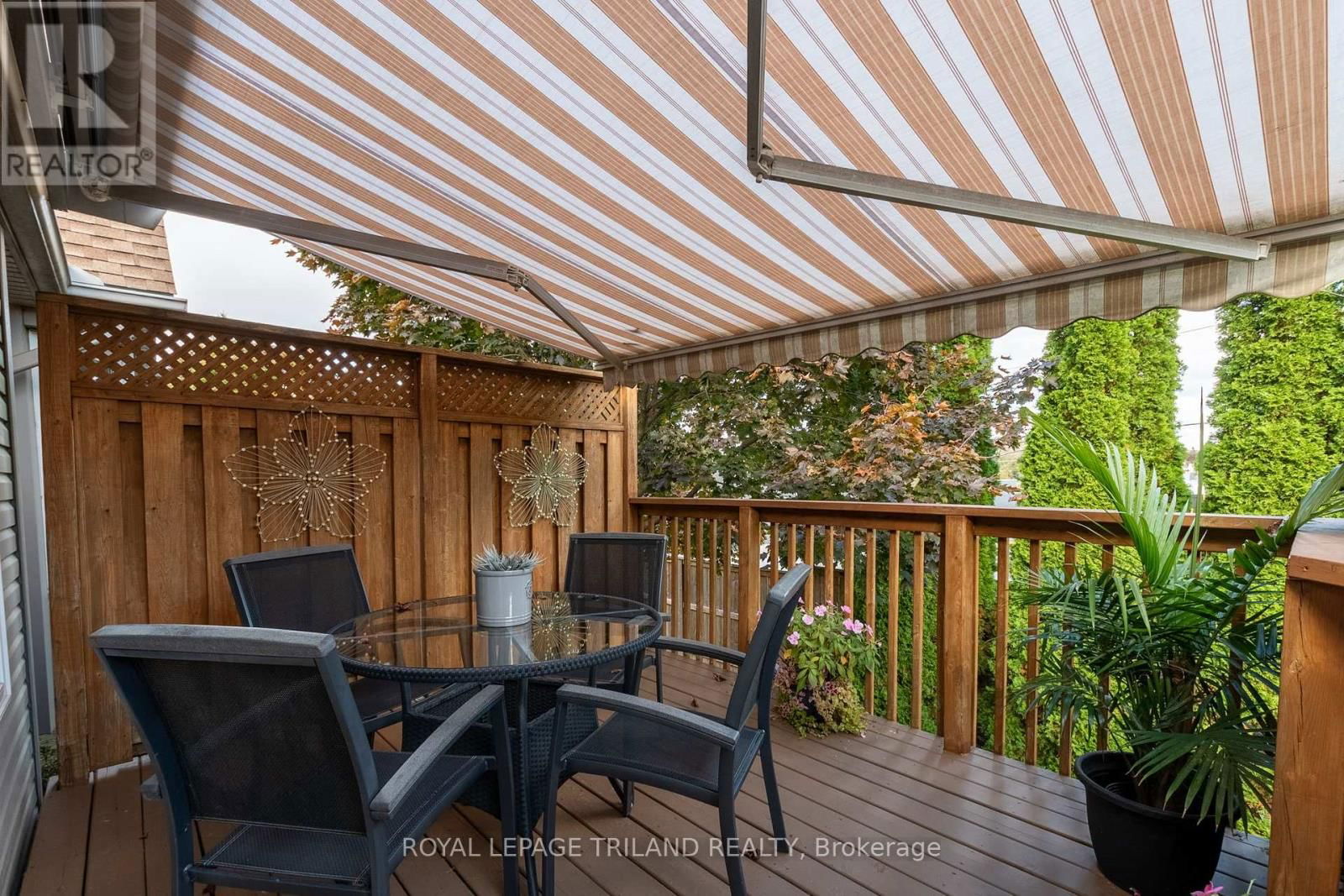 2 - 122 SHERWOOD FOREST SQUARE Image 39
