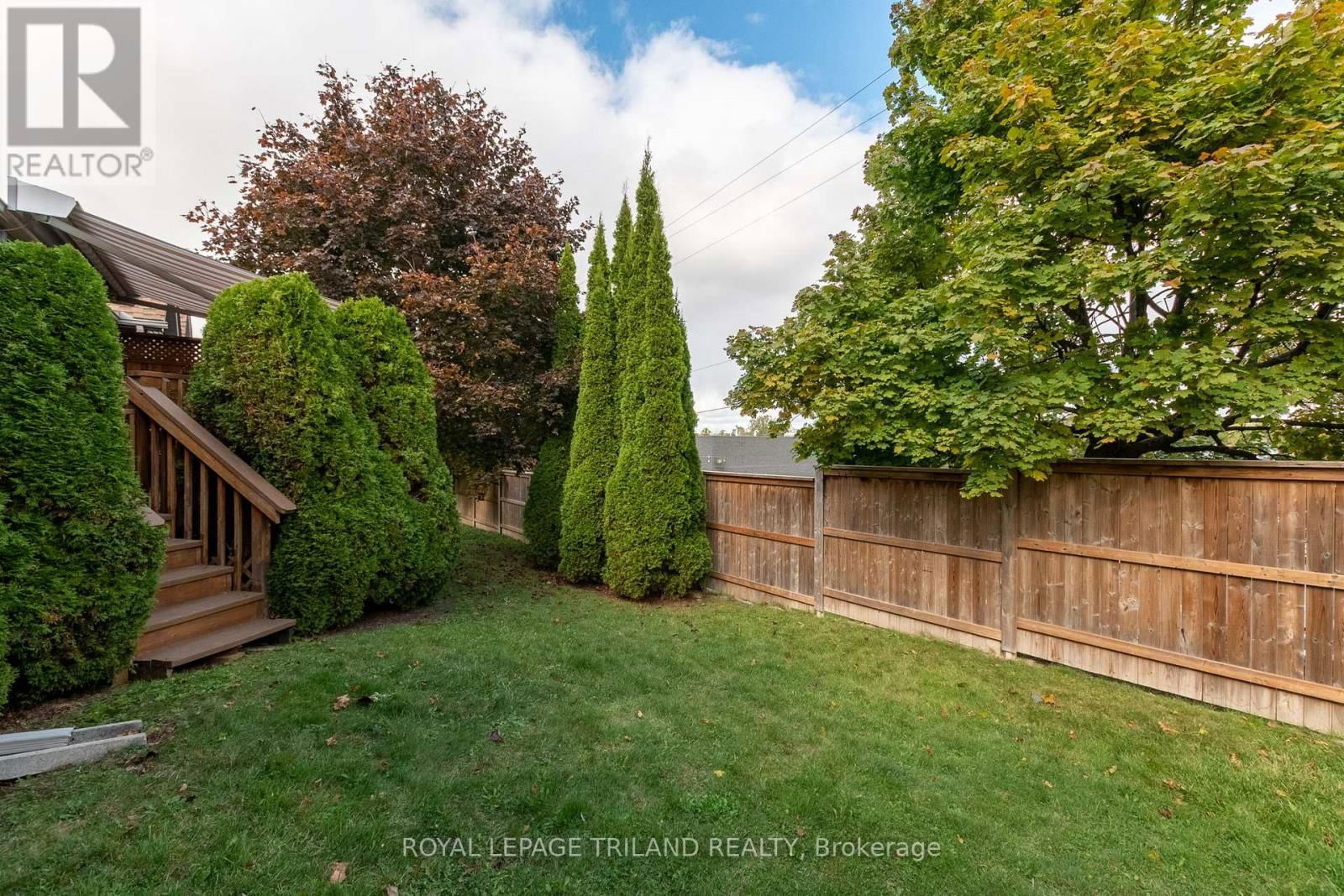 2 - 122 SHERWOOD FOREST SQUARE Image 42