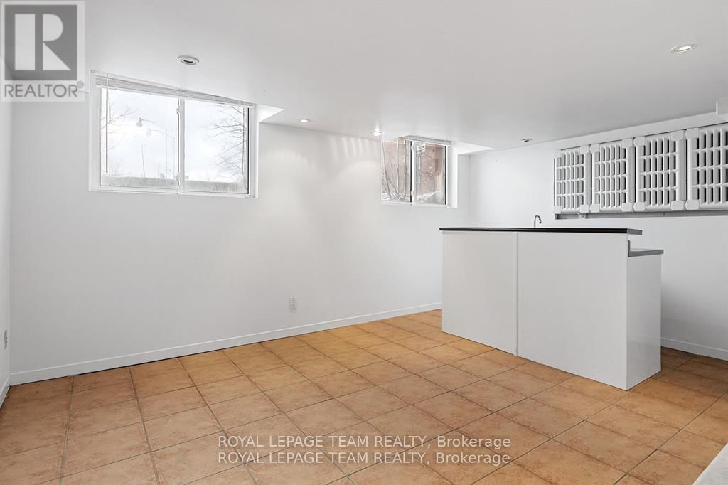 334 QUEEN ELIZABETH DRIVE Image 31
