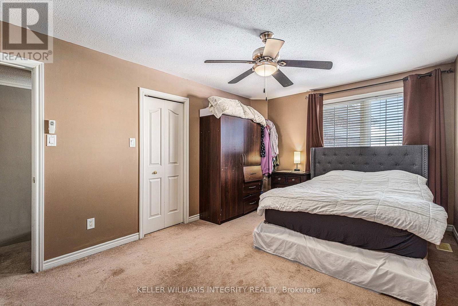 2114 BERGAMOT CIRCLE Image 14