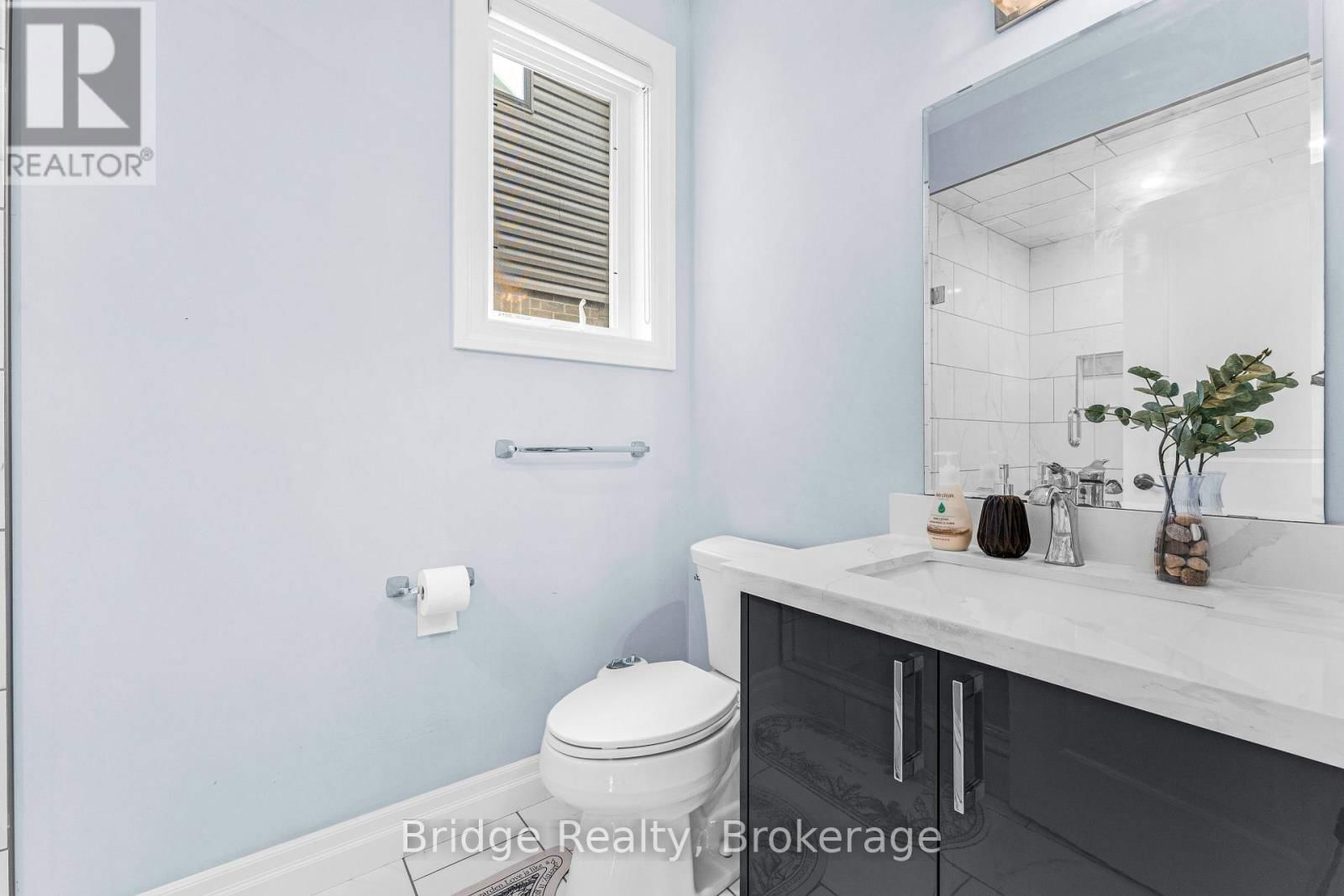 161 HEMLOCK STREET Image 17