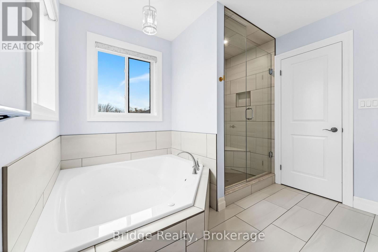 161 HEMLOCK STREET Image 23