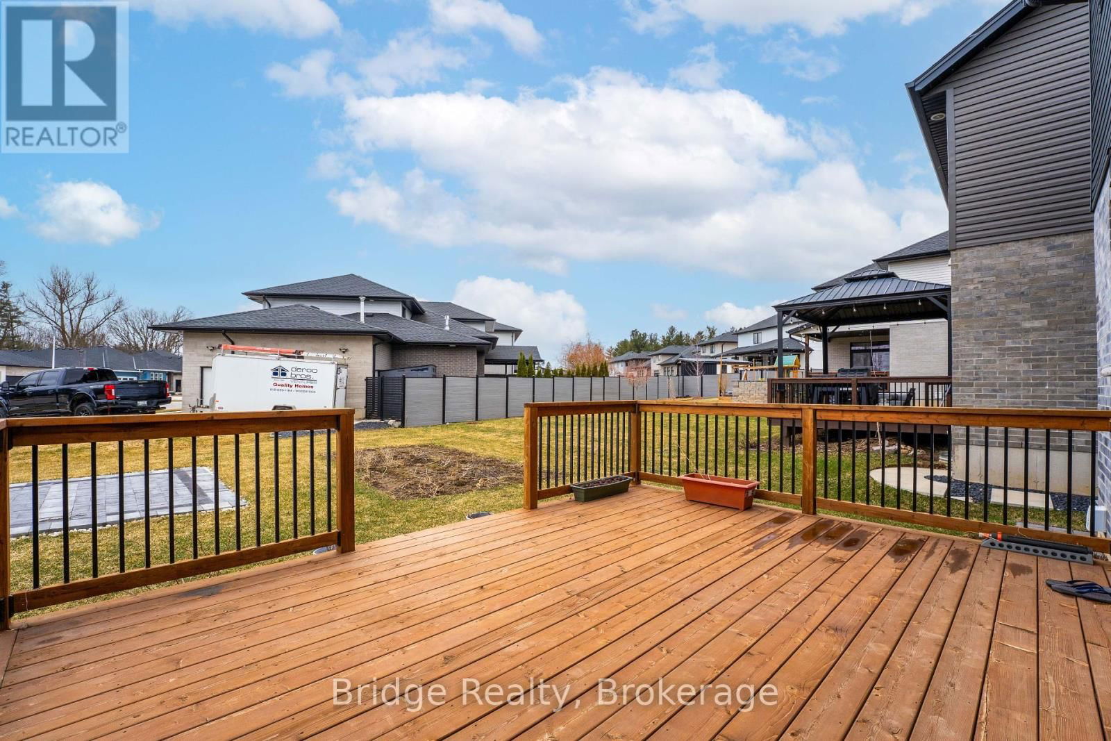 161 HEMLOCK STREET Image 37