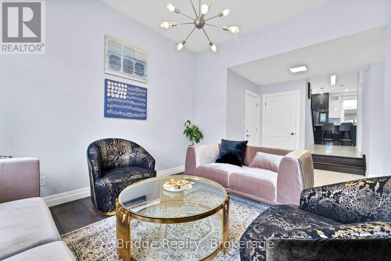 161 HEMLOCK STREET Image 8