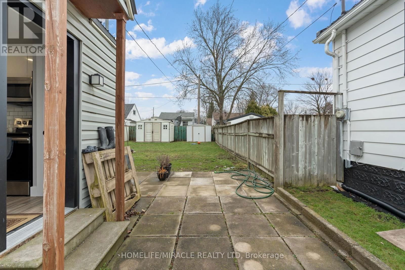 6333 SKINNER STREET Image 28