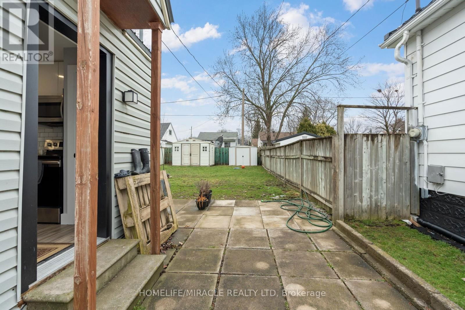 6333 SKINNER STREET Image 29