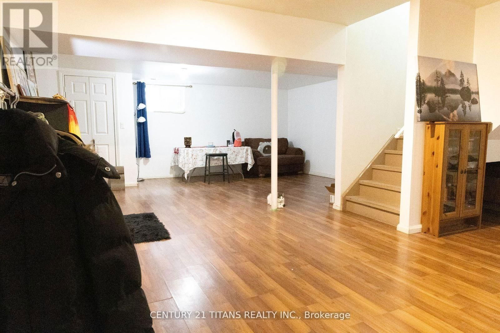 99 DONNICI DRIVE Image 39