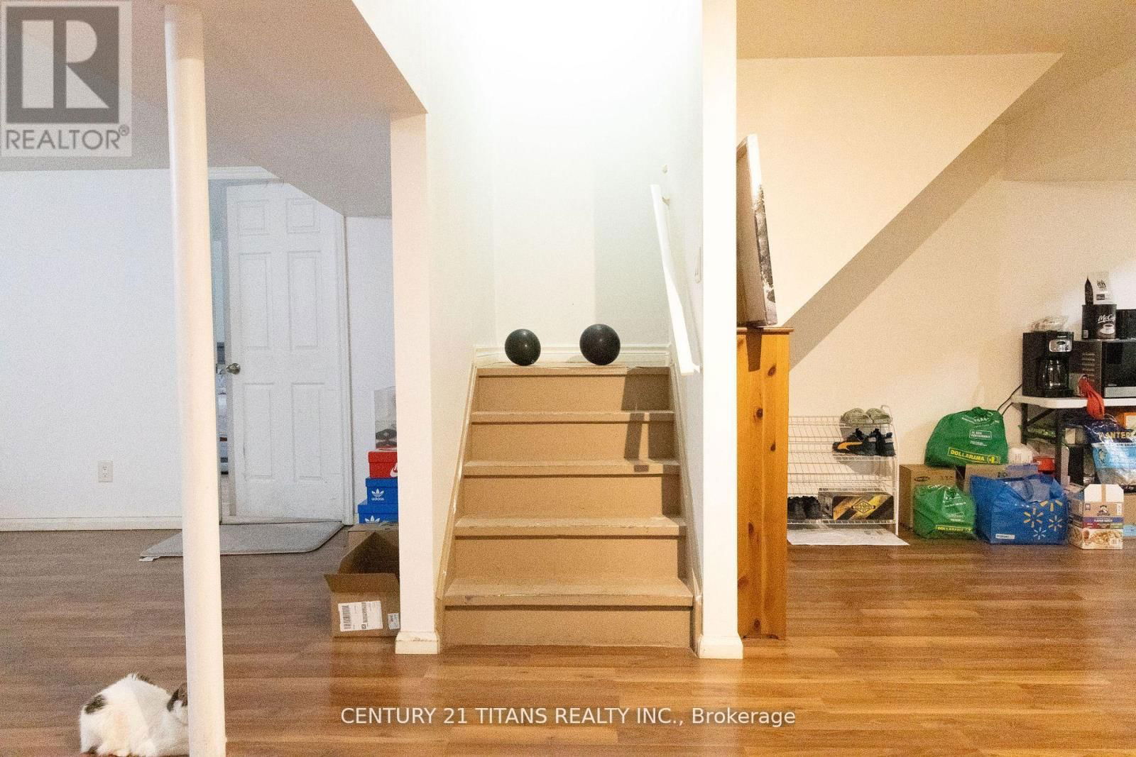 99 DONNICI DRIVE Image 40
