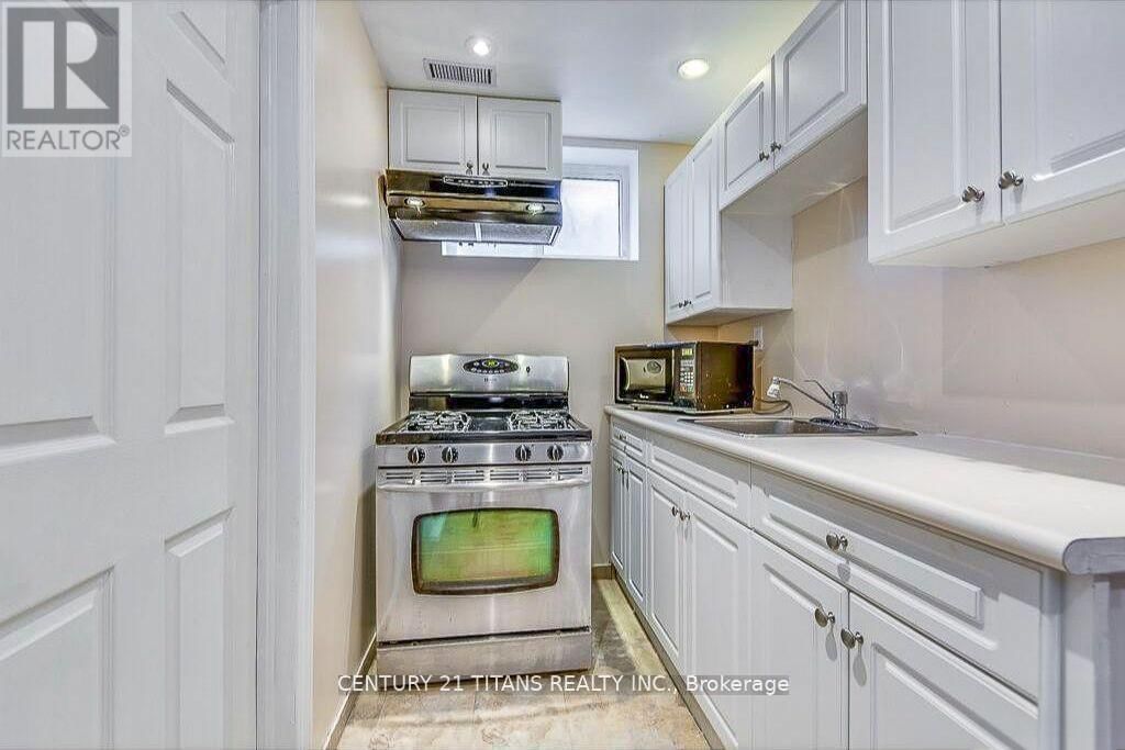 99 DONNICI DRIVE Image 43