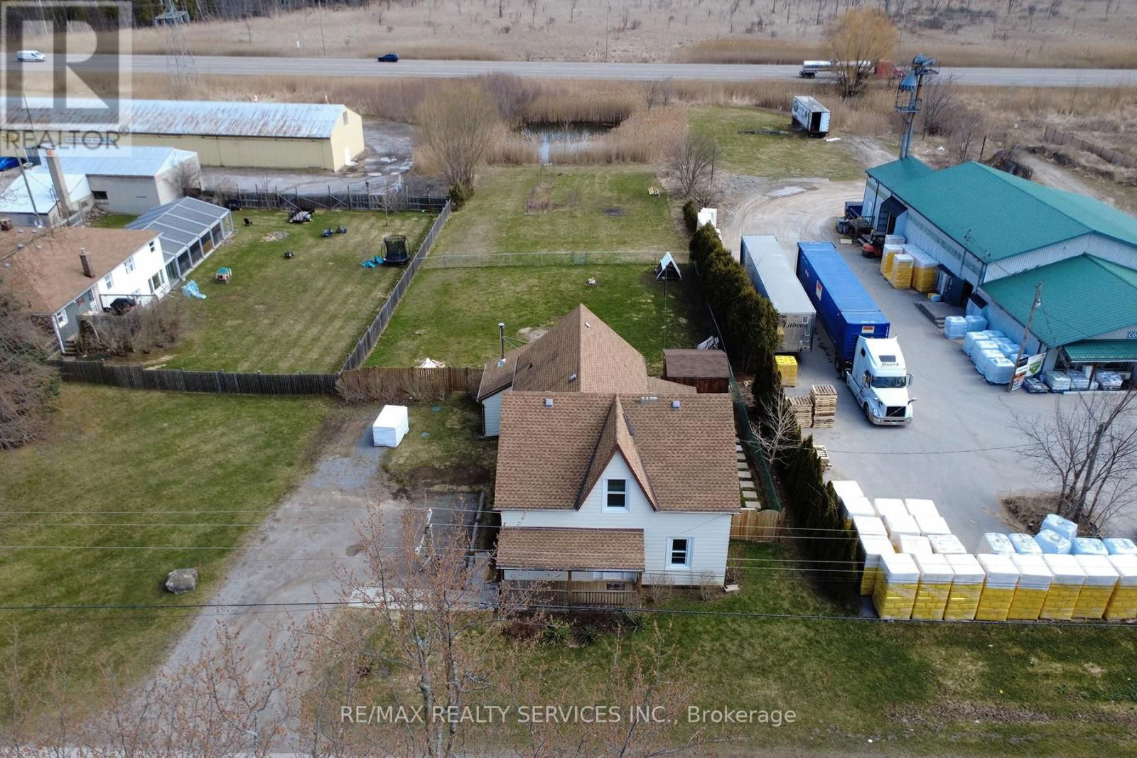 240 FREELTON ROAD Image 19