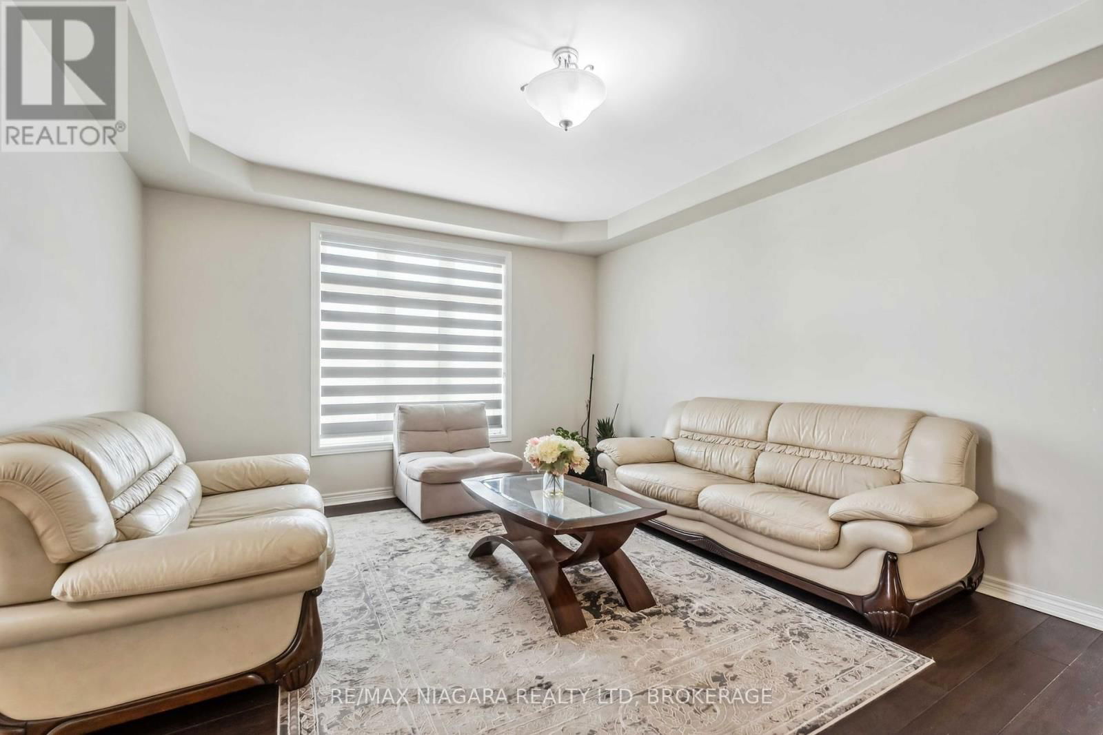 1 HOPKINS STREET Image 9