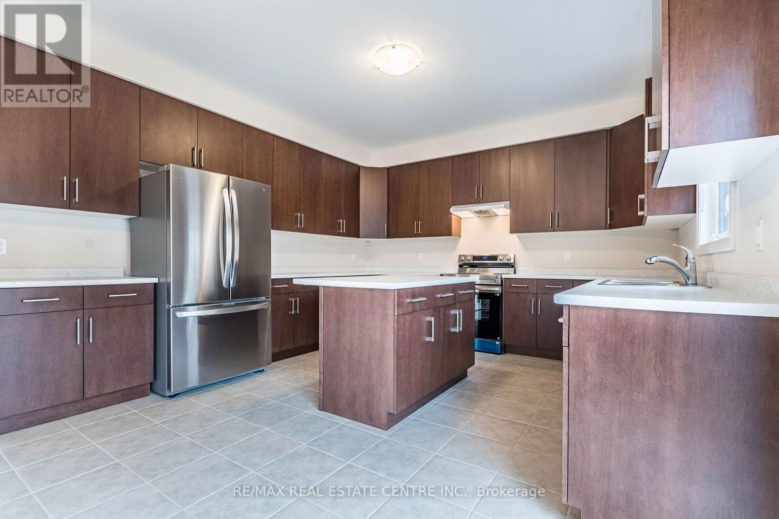88 ACACIA ROAD Image 11