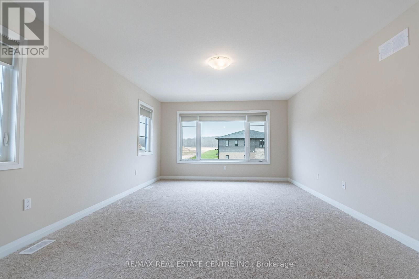 88 ACACIA ROAD Image 21