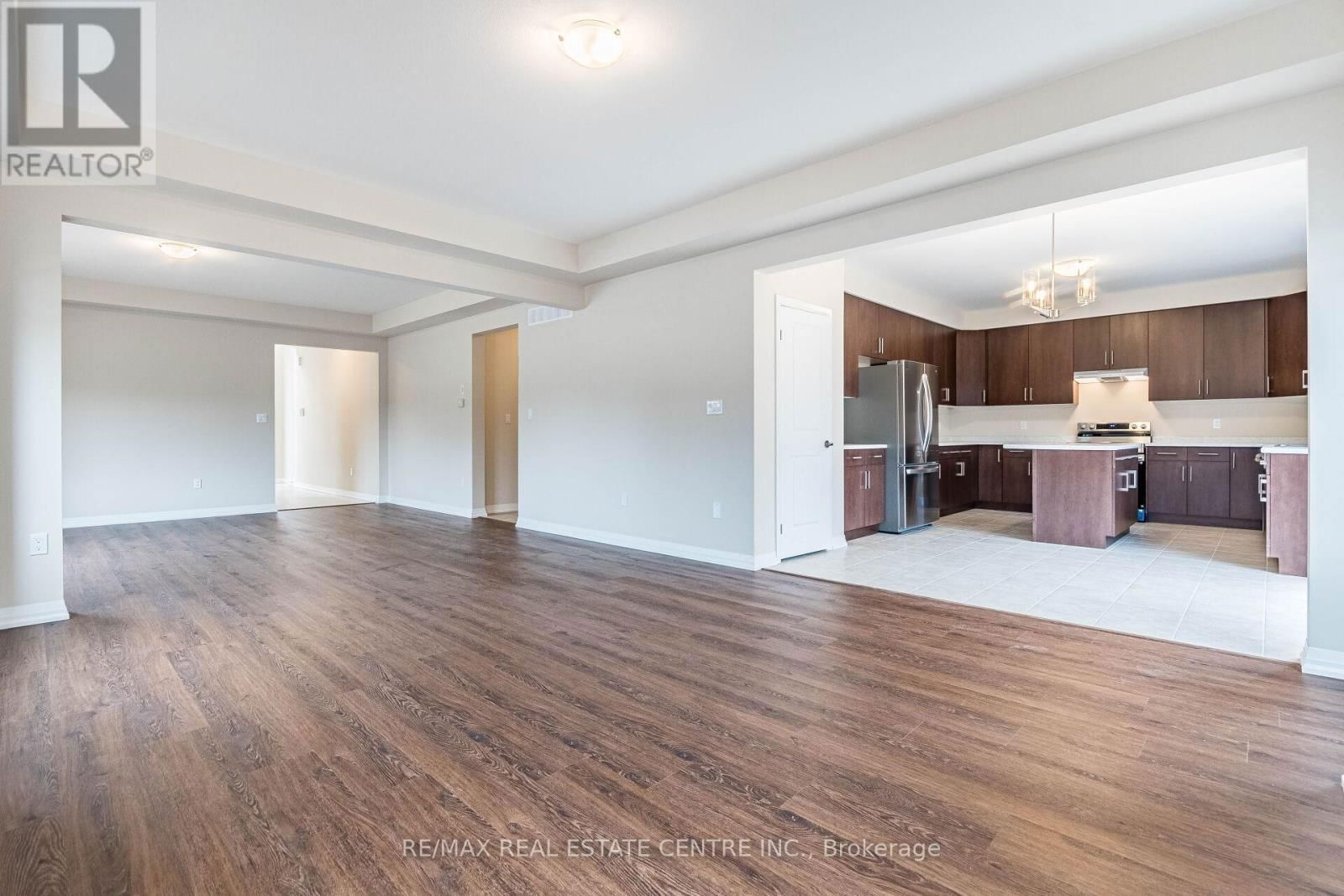 88 ACACIA ROAD Image 9