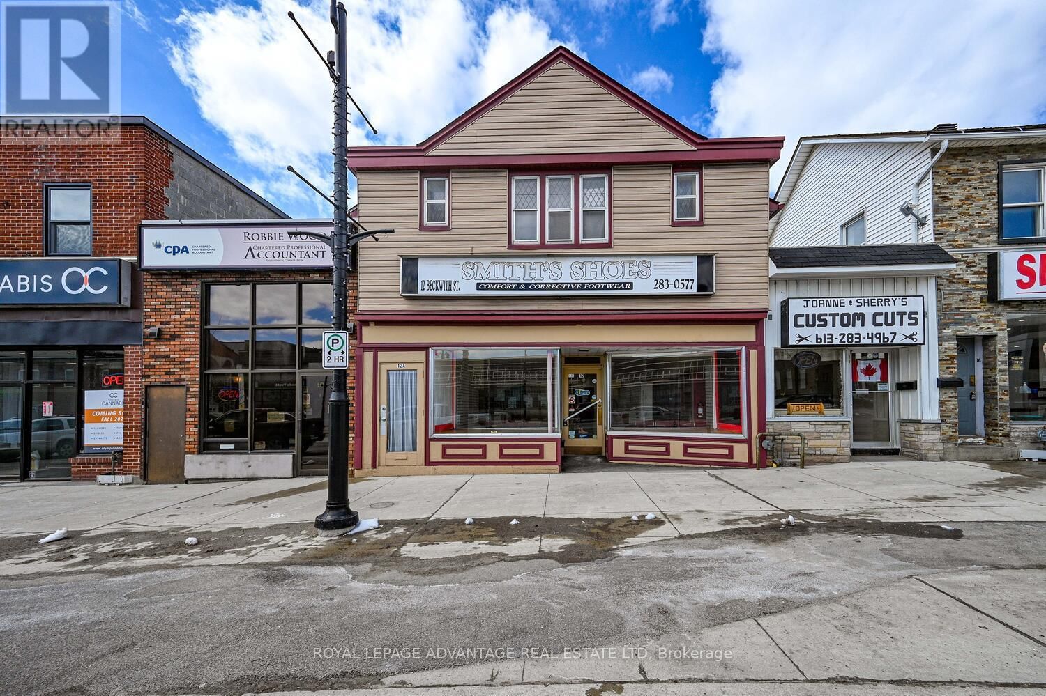 12 BECKWITH STREET NORTH Image 1