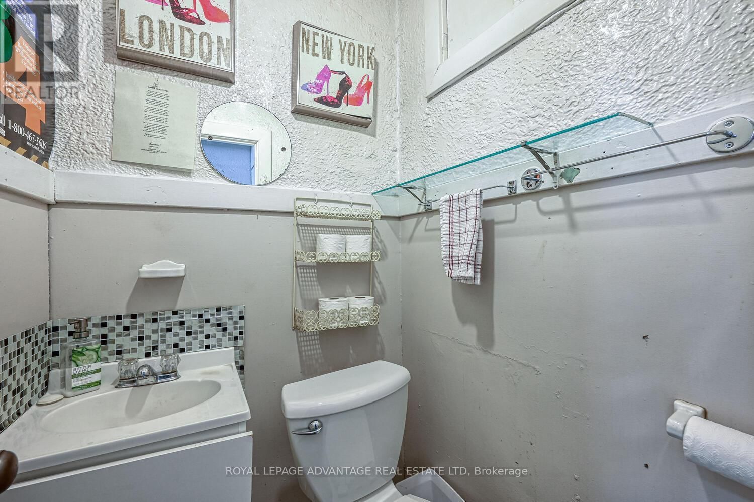 12 BECKWITH STREET NORTH Image 20