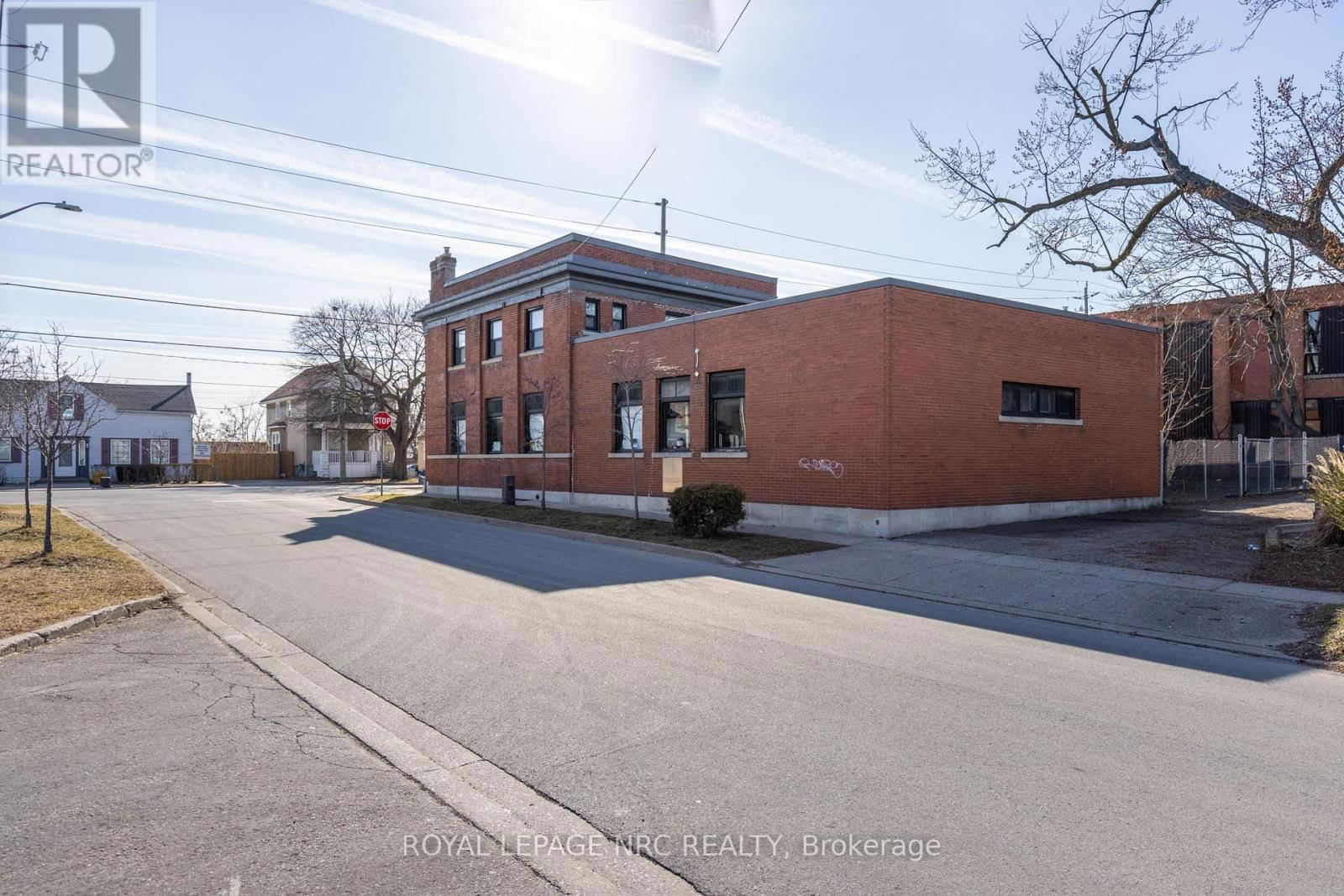 255 CHURCH STREET Image 4