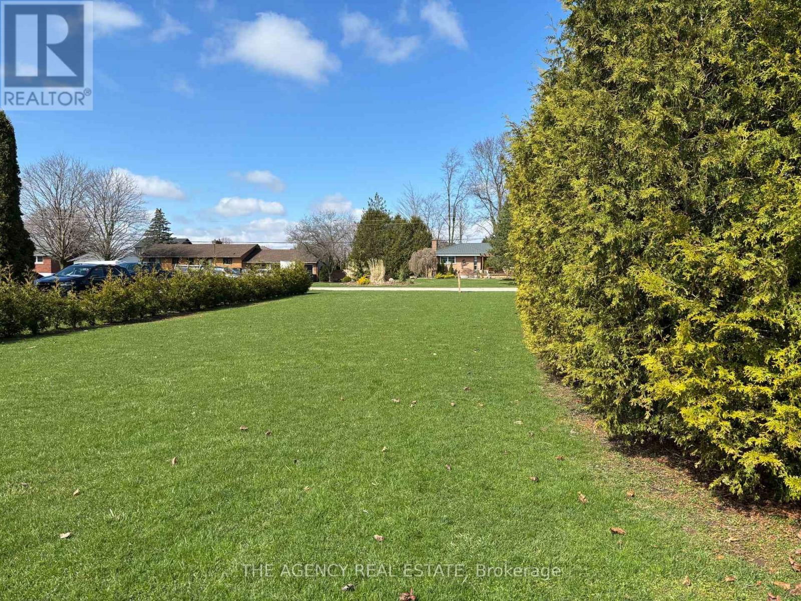 98 COULTER AVENUE Image 7