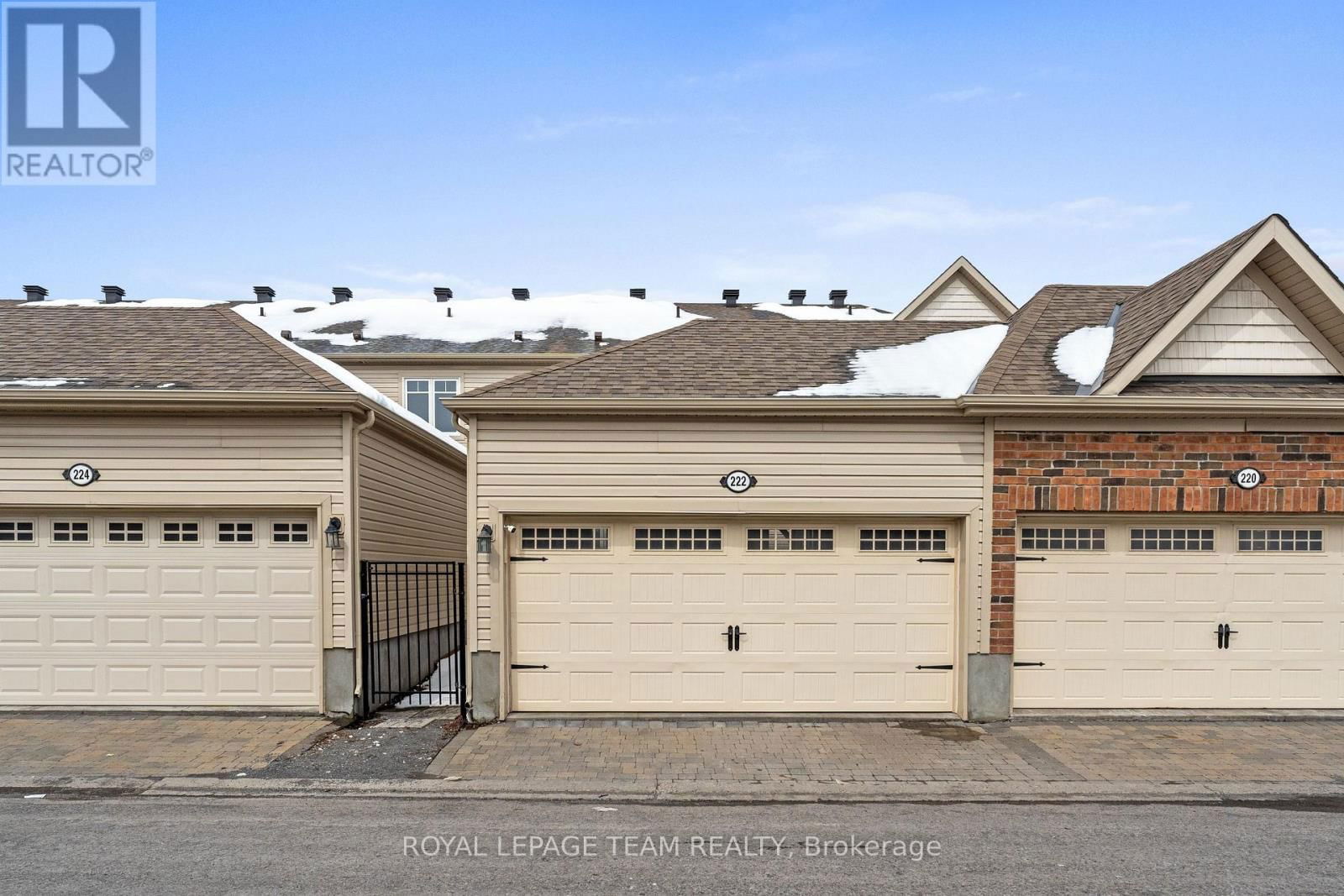 222 LONGFIELDS DRIVE Image 1