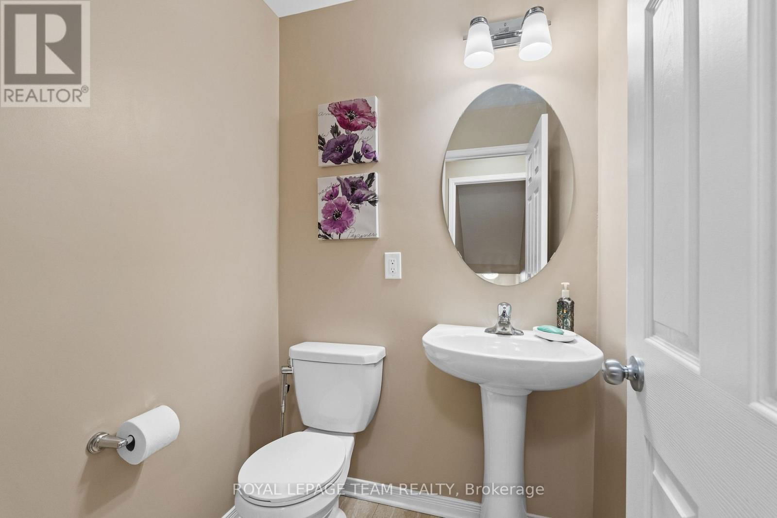 222 LONGFIELDS DRIVE Image 24