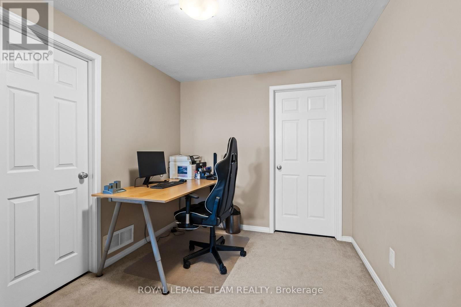 222 LONGFIELDS DRIVE Image 27