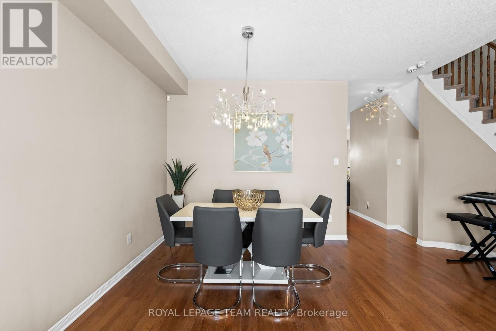222 LONGFIELDS DRIVE Image 6