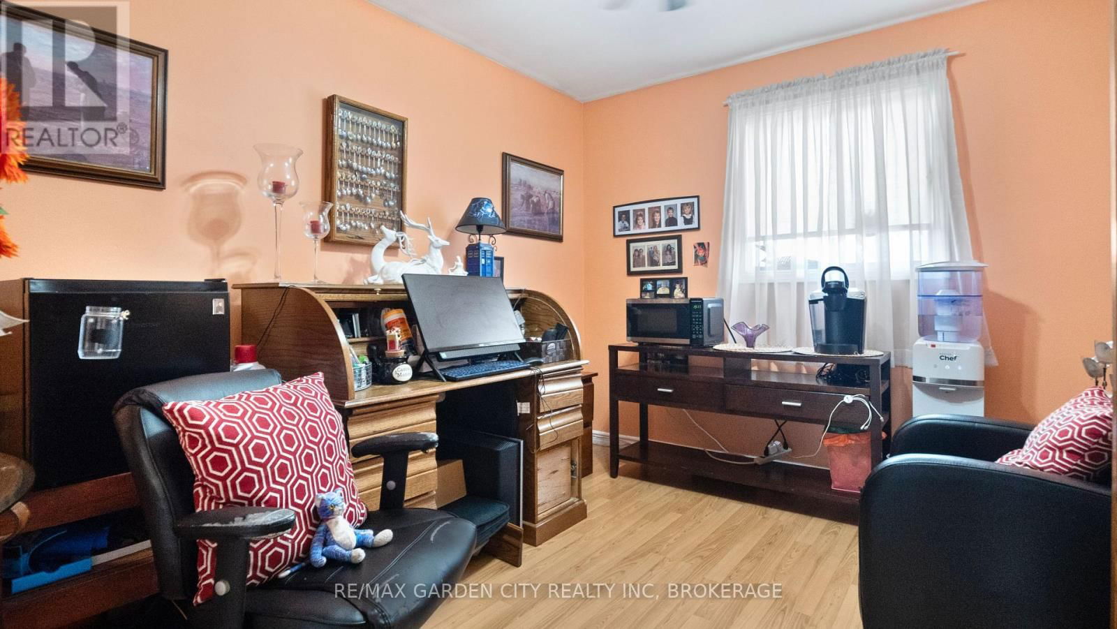 24 BEATRICE STREET Image 20