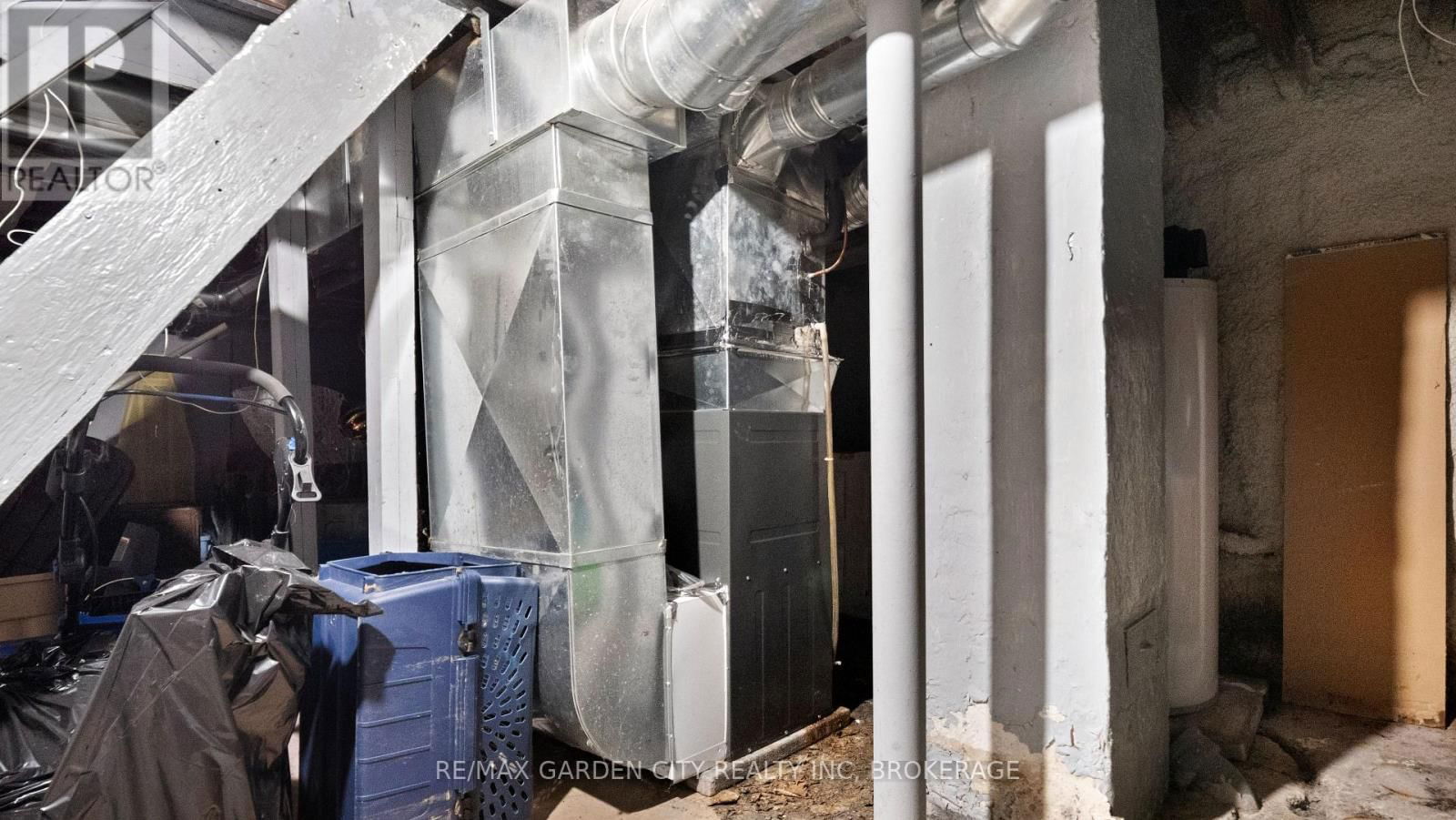 24 BEATRICE STREET Image 29