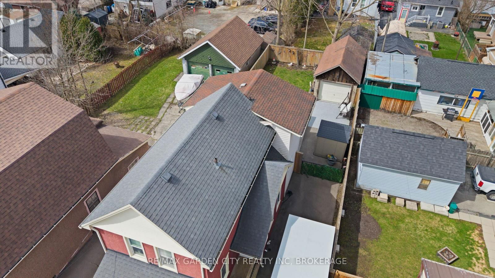 24 BEATRICE STREET Image 3