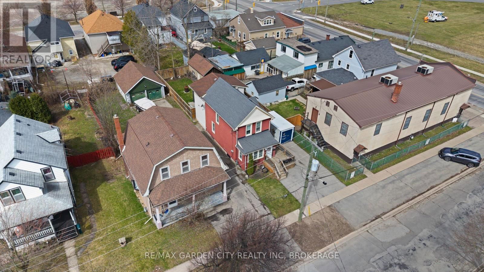 24 BEATRICE STREET Image 31