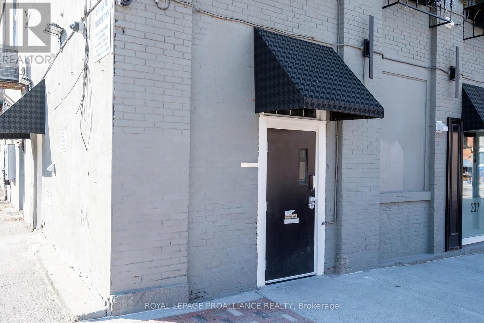 291 FRONT STREET Image 12