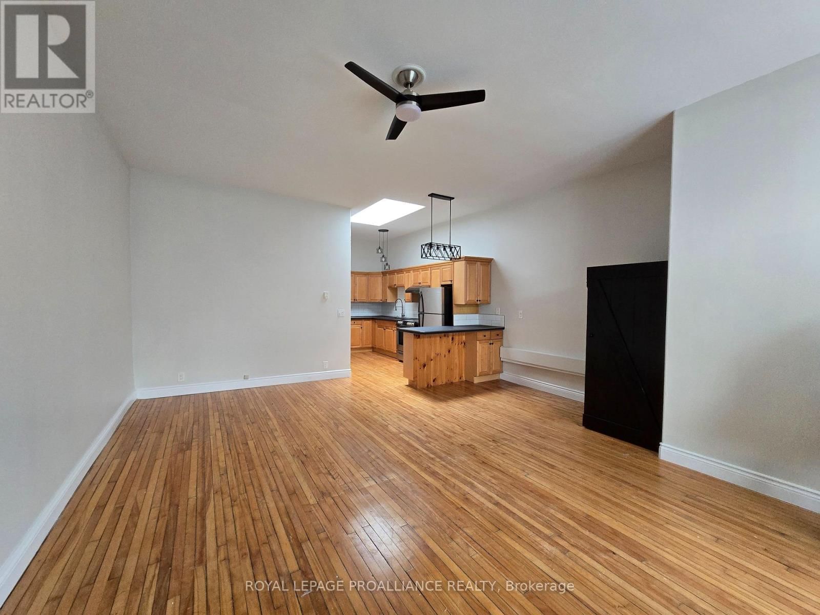 291 FRONT STREET Image 14