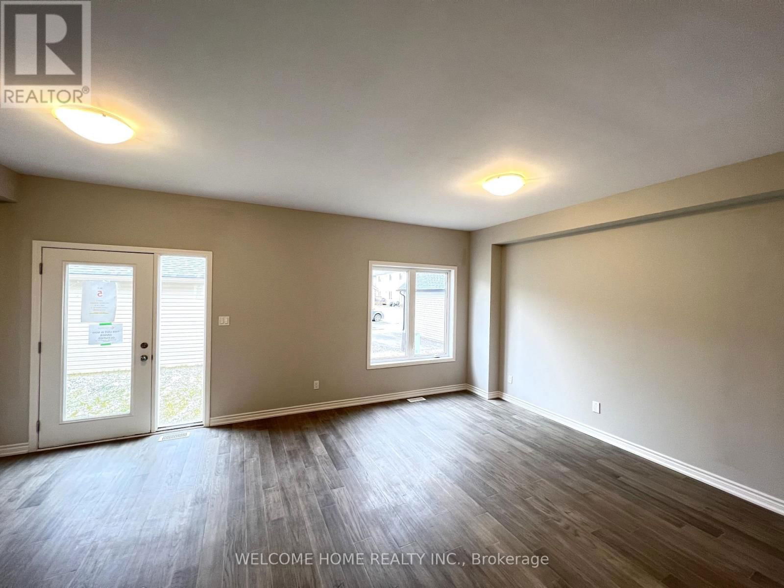 168 BROADWAY LANE Image 12