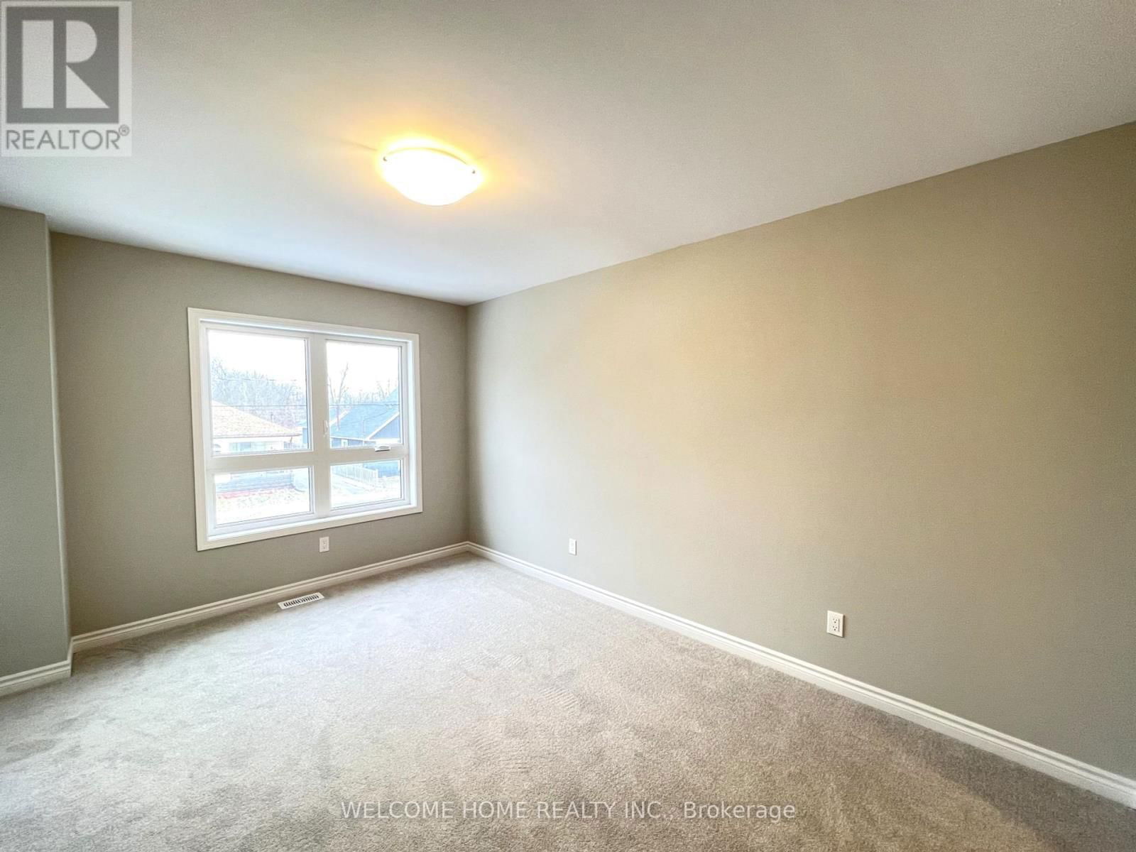 168 BROADWAY LANE Image 14