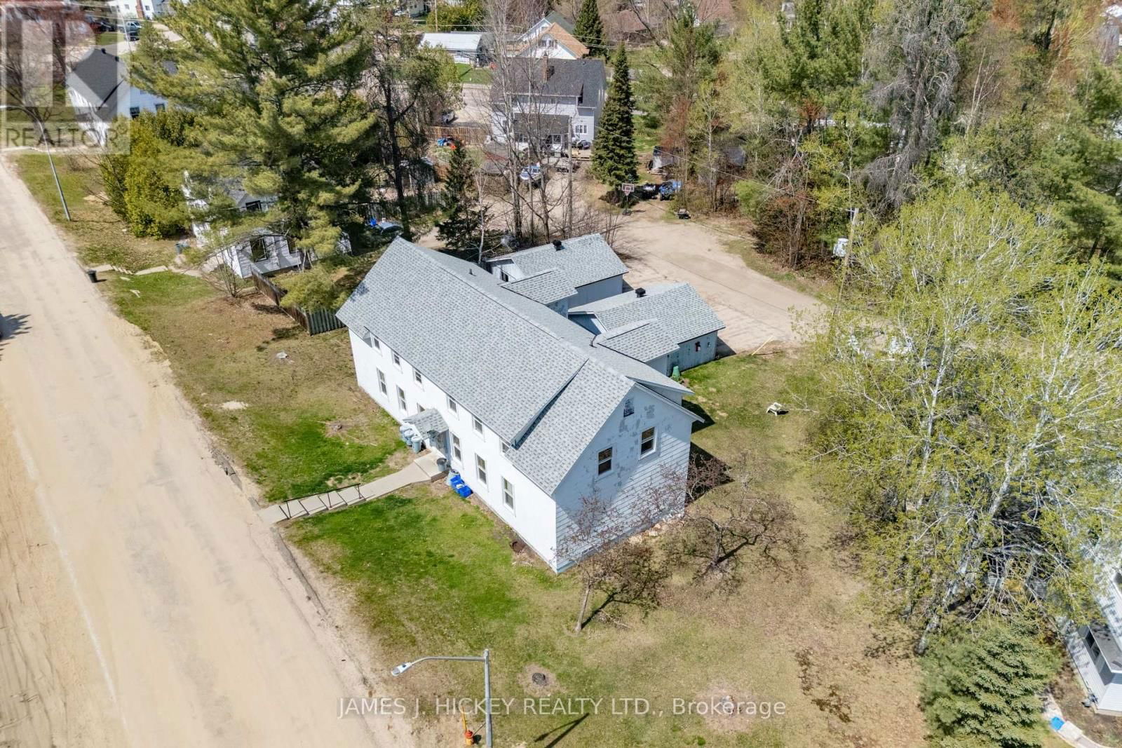 14 HURON STREET Image 7