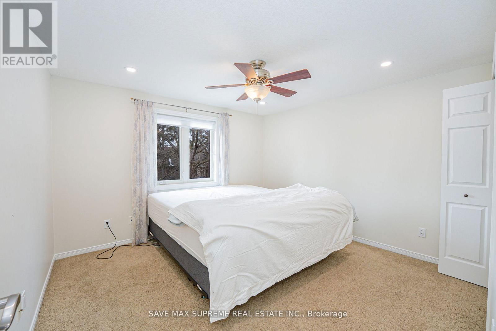39 WAGON STREET Image 26
