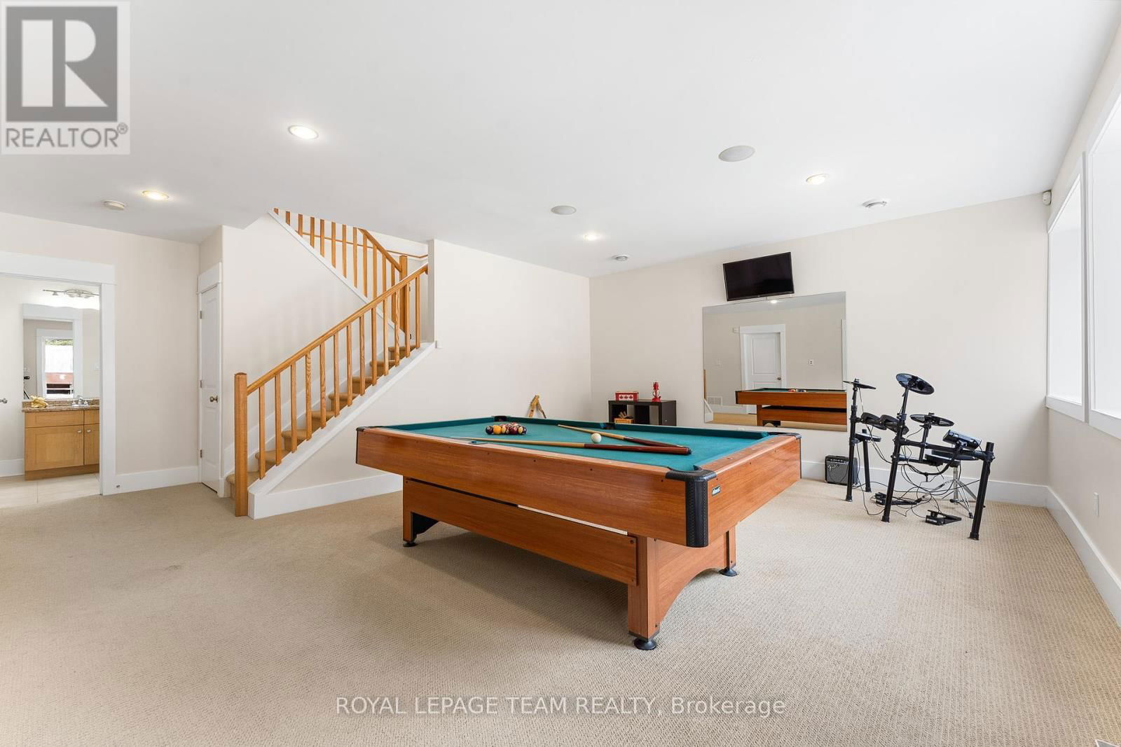 199 BLACKBERRY WAY Image 38