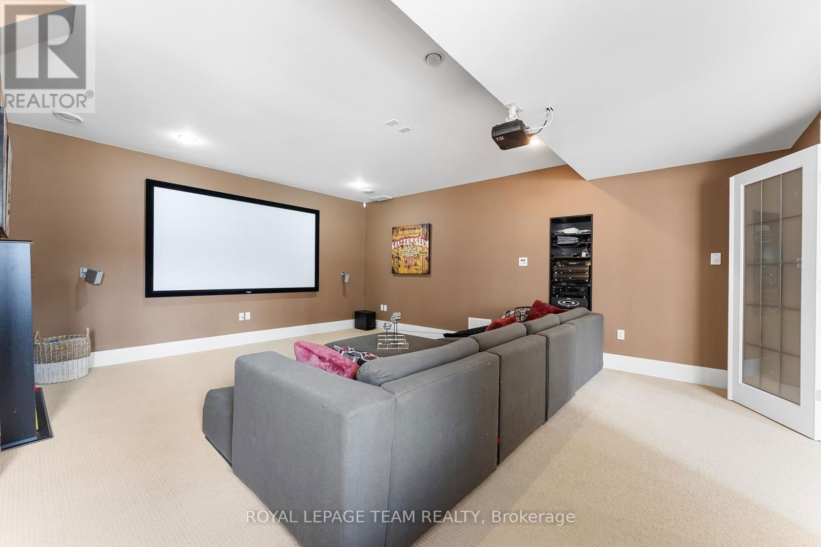 199 BLACKBERRY WAY Image 39