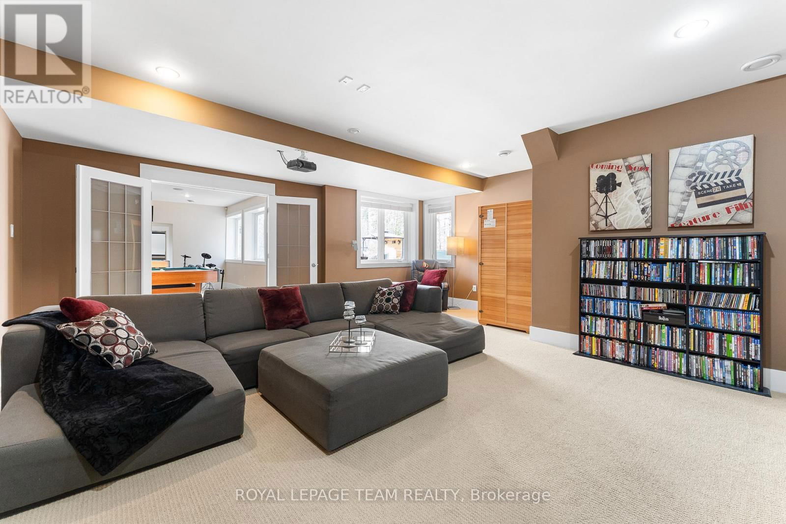 199 BLACKBERRY WAY Image 40
